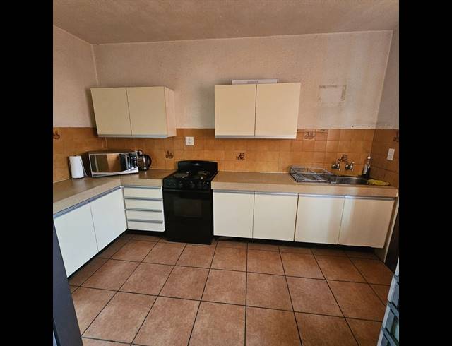 2 BEDROOM APARTMENT FOR SALE IN BIRCHLEIGH